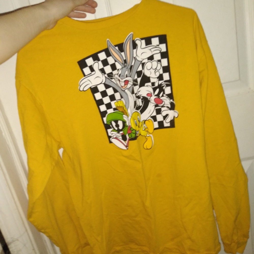 Looney tunes t shirt